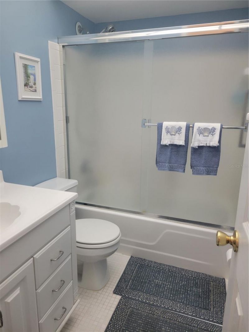 9950 62nd Terrace N, Unit 417, Saint Petersburg, FL 33708 Photo