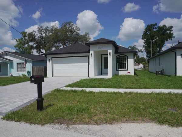 8924 N ORLEANS AVENUE , TAMPA, FL 33604
