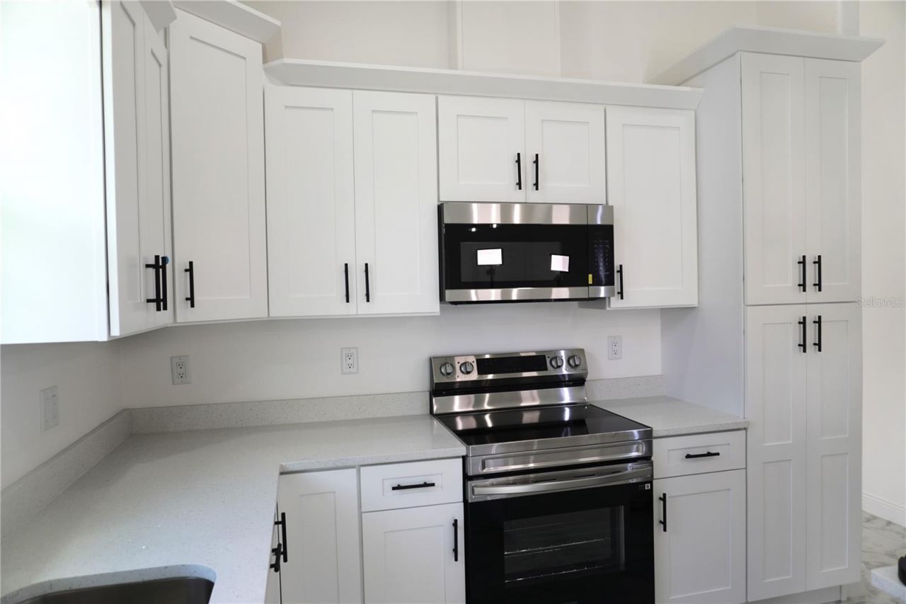 8924 N Orleans Avenue , Tampa, FL 33604 Photo
