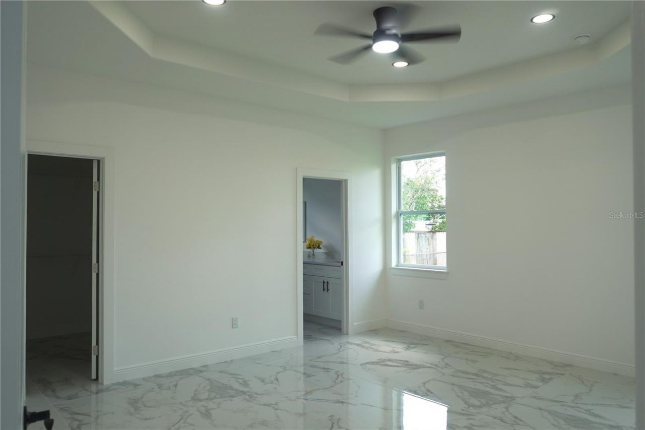 8924 N Orleans Avenue , Tampa, FL 33604 Photo
