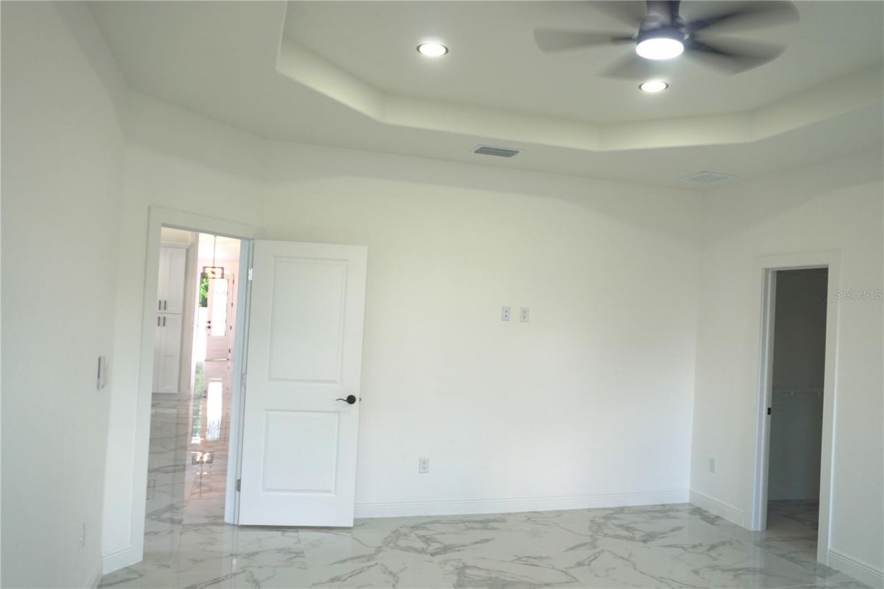 8924 N Orleans Avenue , Tampa, FL 33604 Photo