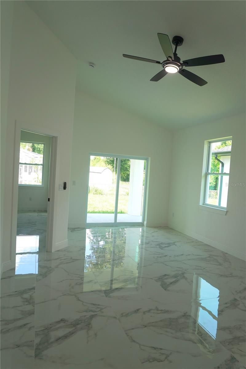 8924 N Orleans Avenue , Tampa, FL 33604 Photo