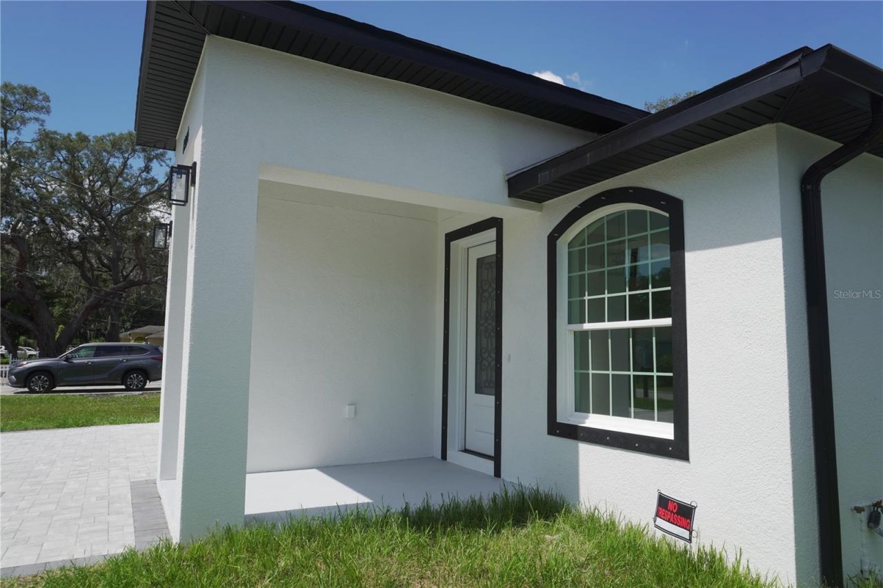 8924 N Orleans Avenue , Tampa, FL 33604 Photo