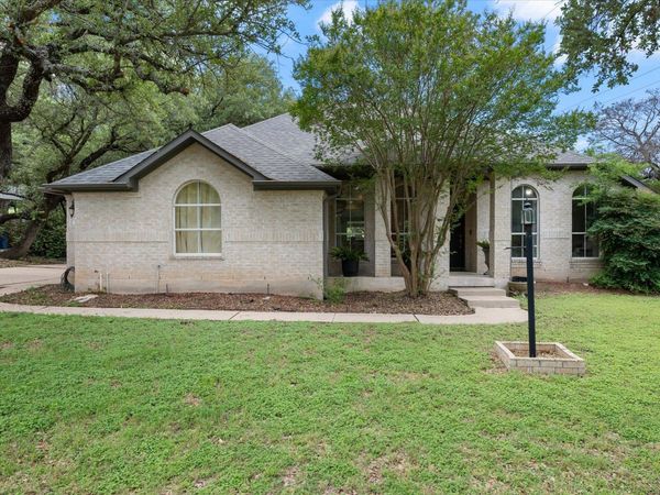 147 Long Wood Avenue Ave , Lakeway, TX 78734