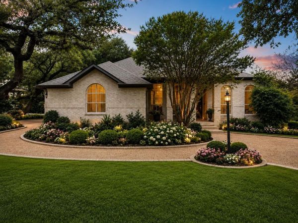 147 Long Wood Avenue Ave, Lakeway, TX 78734