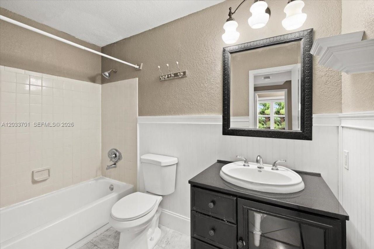 2303 N Congress Ave , Unit 27, Boynton Beach, FL 33426 Photo