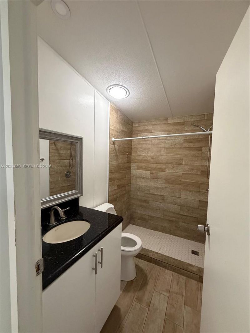 19800 SW 180th Ave, Miami, FL 33187 Photo