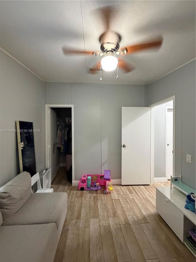 19800 SW 180th Ave , Miami, FL 33187 Photo