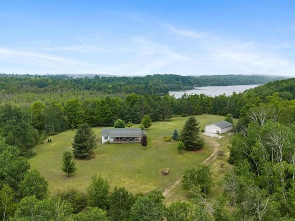 11835 Church Road, Charlevoix, MI 49720