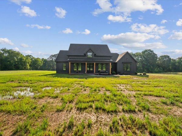 816 Gordon Pond Road, LaFayette, GA 30728