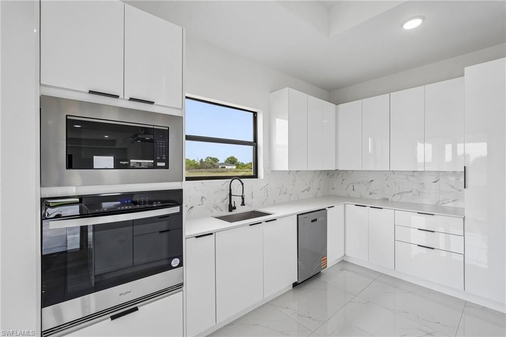 9035 W Broad Cir , Labelle, FL 33935 Photo