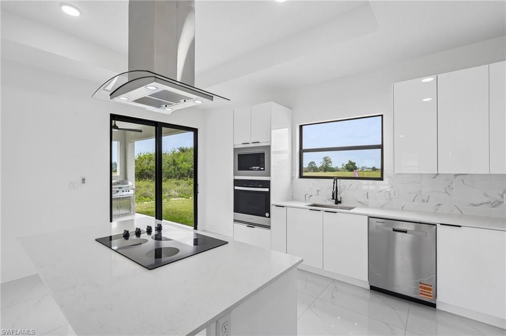 9035 W Broad Cir , Labelle, FL 33935 Photo