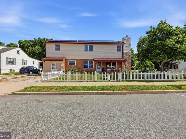 505 W 2ND STREET, ESSINGTON, PA 19029