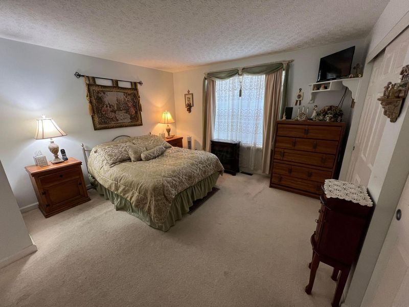 1815 Bennigan Drive, Hilliard, OH 43026 Photo 5