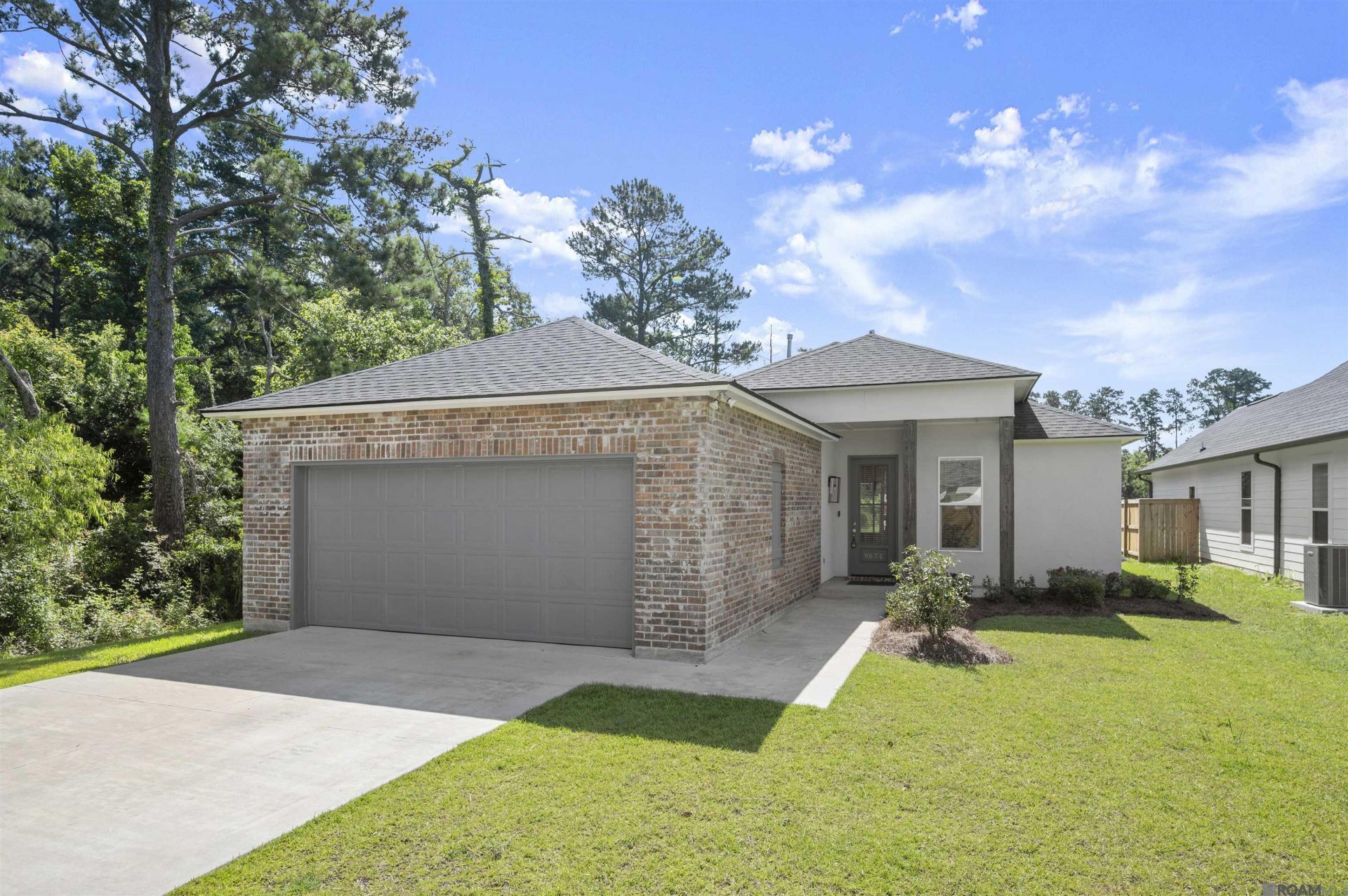 9674 Brookfield Ave Denham Springs, LA 