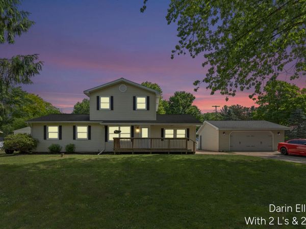 338 Lynn Avenue, Ionia, MI 48846