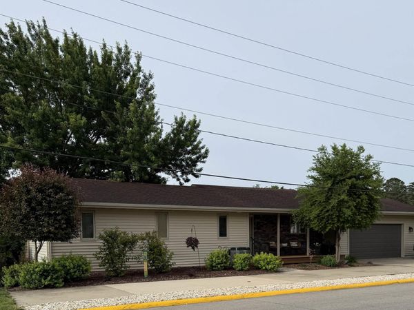 1117 Union, Iowa Falls, IA 50126