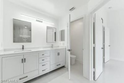 827 Hampton Cir , Unit 146, Naples, FL 34105 Photo