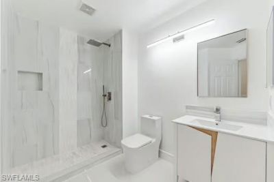 827 Hampton Cir , Unit 146, Naples, FL 34105 Photo