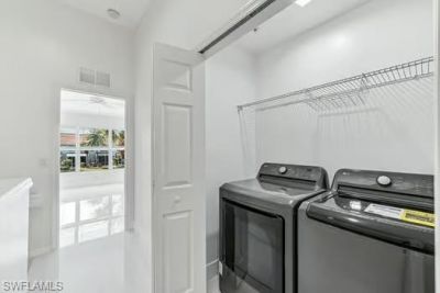 827 Hampton Cir , Unit 146, Naples, FL 34105 Photo
