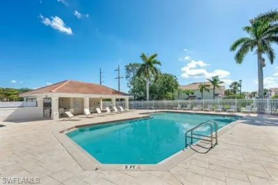 827 Hampton Cir , Unit 146, Naples, FL 34105 Photo