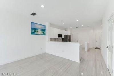 827 Hampton Cir , Unit 146, Naples, FL 34105 Photo