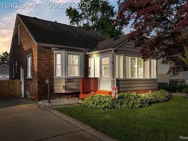 1009 Harvard Road, Berkley, MI 48072