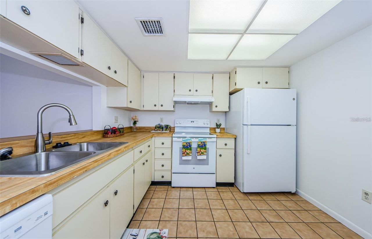 2650 Countryside Boulevard , Unit F110, Clearwater, FL 33761 Photo