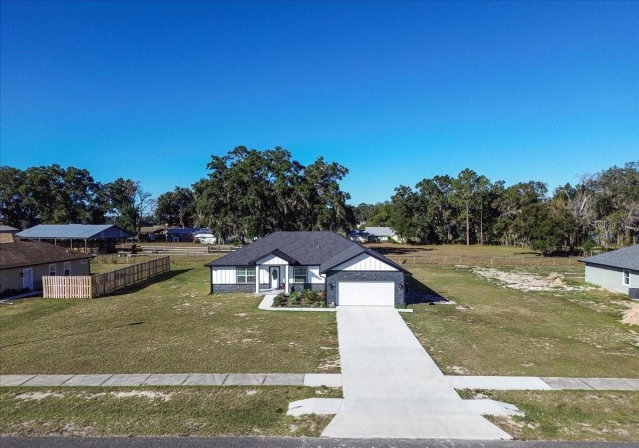 11778 SW 167th Avenue , Brooker, FL 32622 Photo