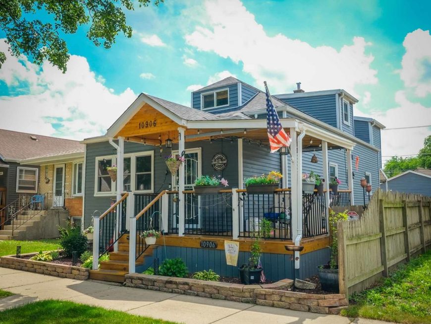 Main Photo