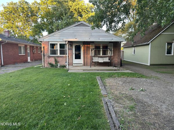 5862 Curson Drive, Toledo, OH 43612