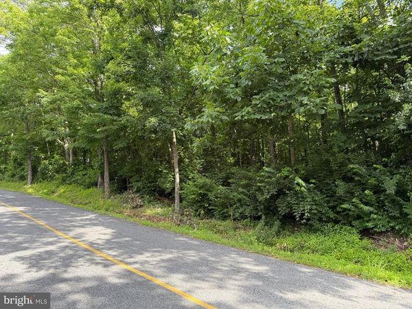 TRACT 2: .59+/- ACRES CIRCLE DRIVE, CHAMBERSBURG, PA 17202
