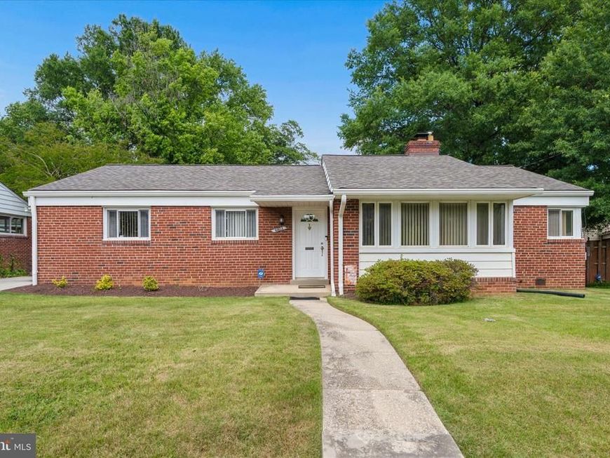 6803 Adelphi Road, University Park, MD 20782 Main Photo