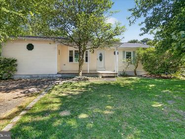113 LUBBERS LANE, MANAHAWKIN, NJ 08050