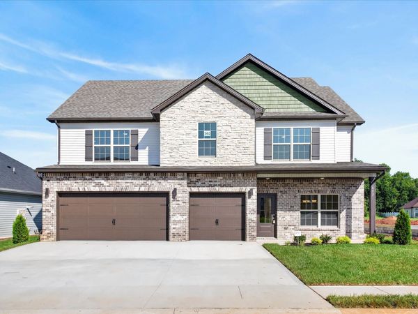 653 Woodrush Dr, Clarksville, TN 37040