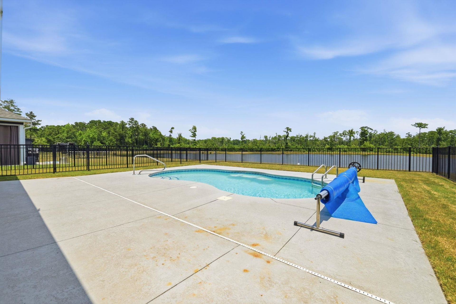 643 Belmont Dr.  Photo 21