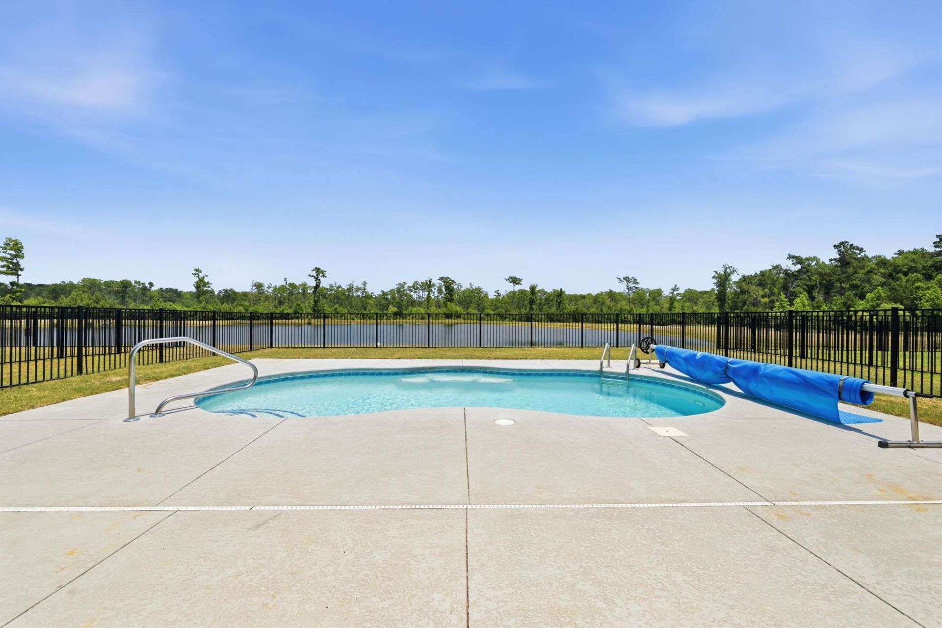 643 Belmont Dr.  Photo 25