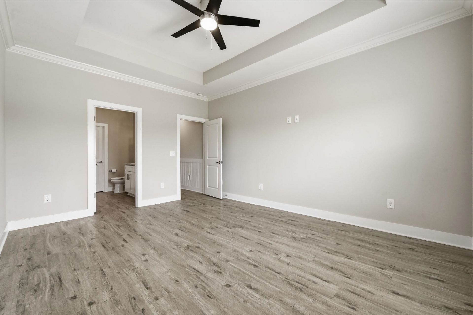 643 Belmont Dr.  Photo 28