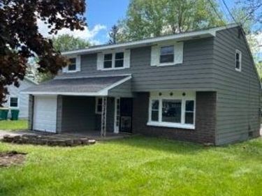 13 Smallwood Street , Baldwinsville, NY 13027