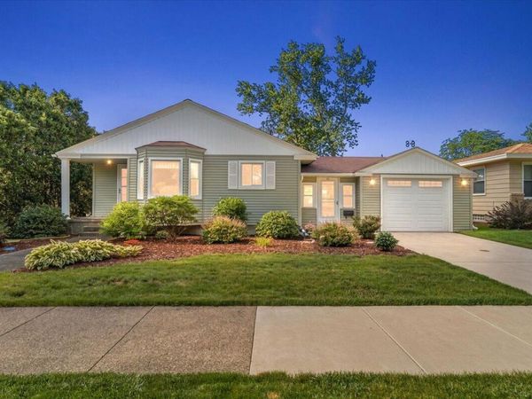42 W 29th Street, Holland, MI 49423
