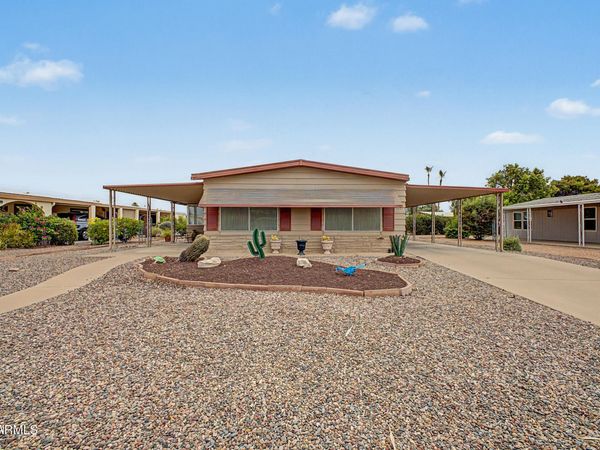 25631 S MONTANA Avenue, Sun Lakes, AZ 85248