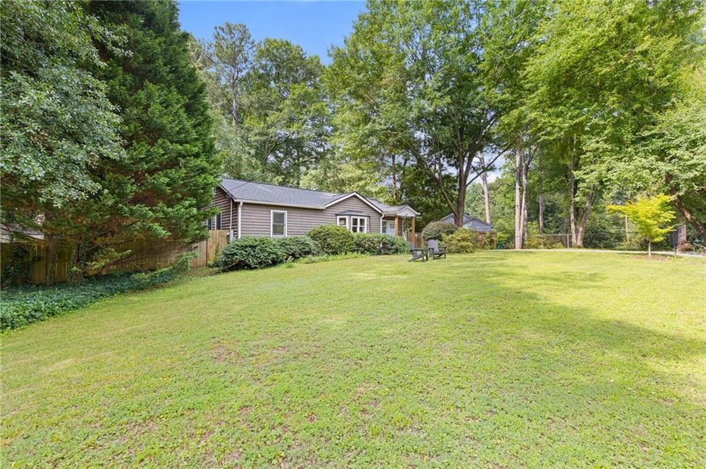 639 Scott Circle, Decatur, GA 30033 Main Photo