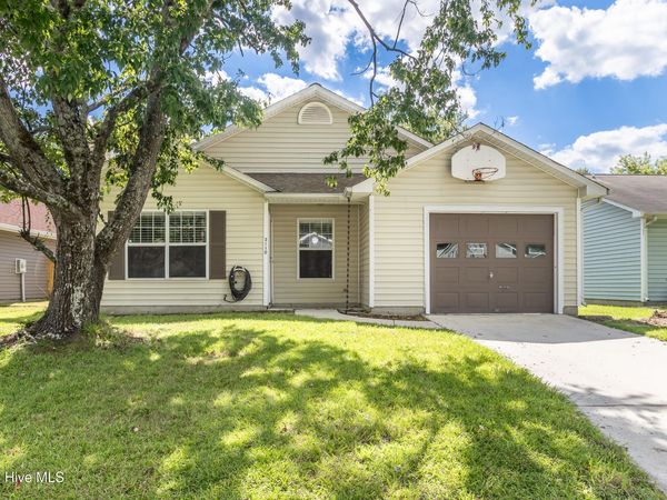 3110 Gaitway Court , Jacksonville, NC 28540