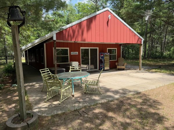 22533 Hoxeyville, Wellston, MI 49689