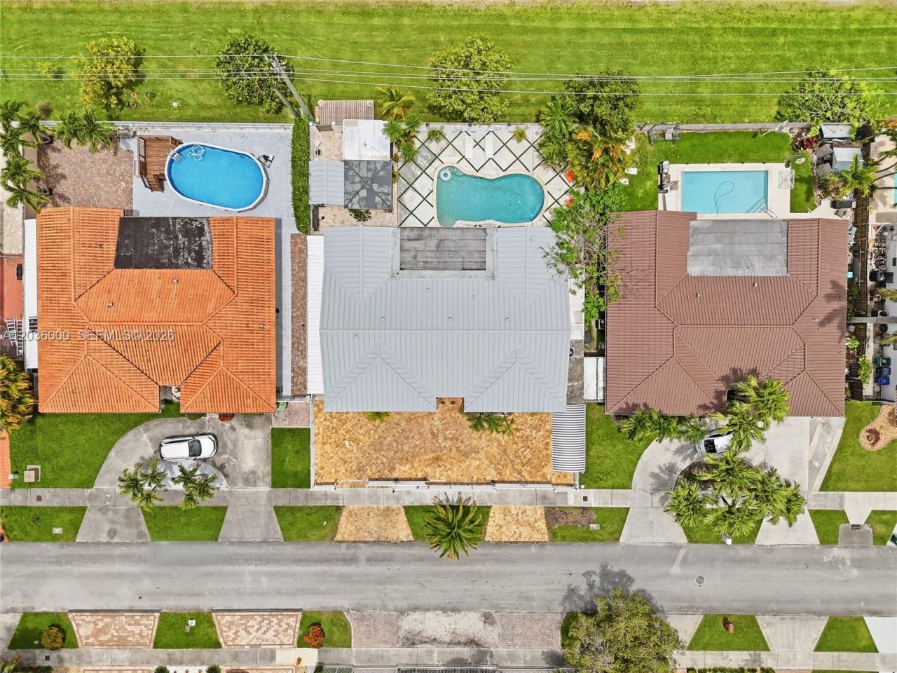 323 NW 136th Pl , Miami, FL 33182 Photo