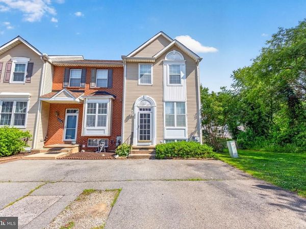 330 PALMERSTON COURT , NEWARK, DE 19702