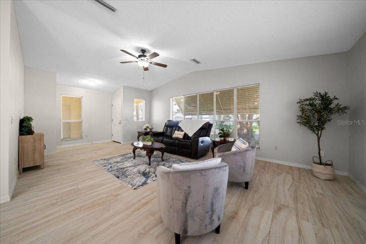 1133 Del Toro Drive, Lady Lake, FL 32159 Photo