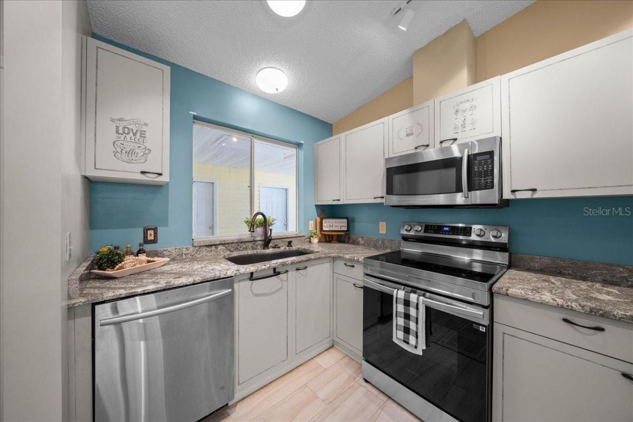 1133 Del Toro Drive, Lady Lake, FL 32159 Photo