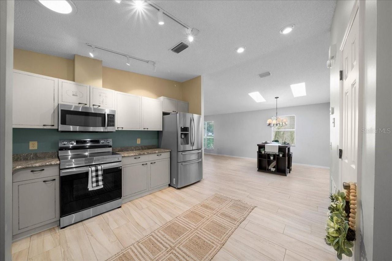 1133 Del Toro Drive, Lady Lake, FL 32159 Photo