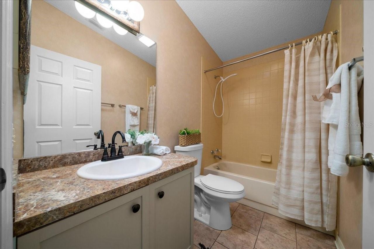 1133 Del Toro Drive, Lady Lake, FL 32159 Photo